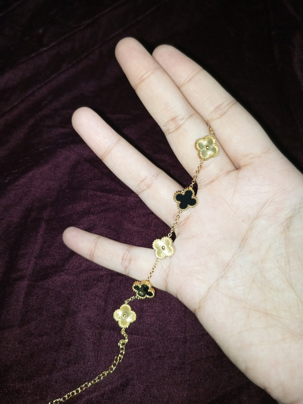 Four leaf clover bracelet
