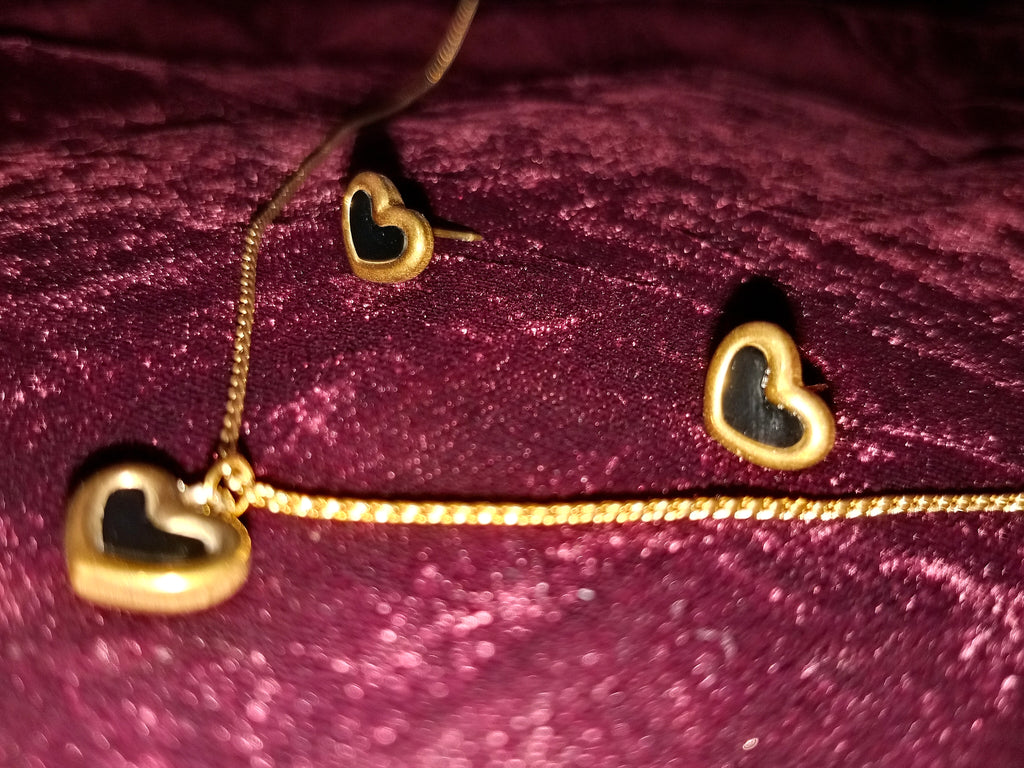 Black heart set