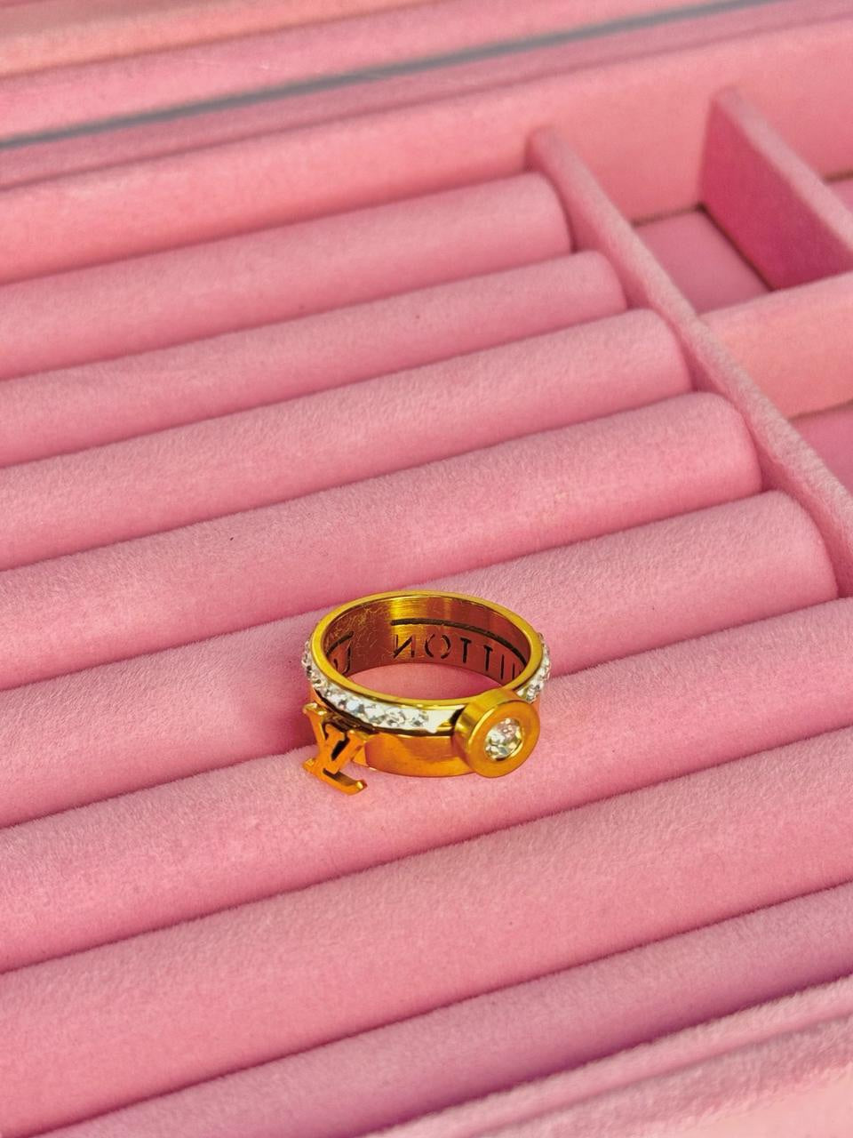 Lv band