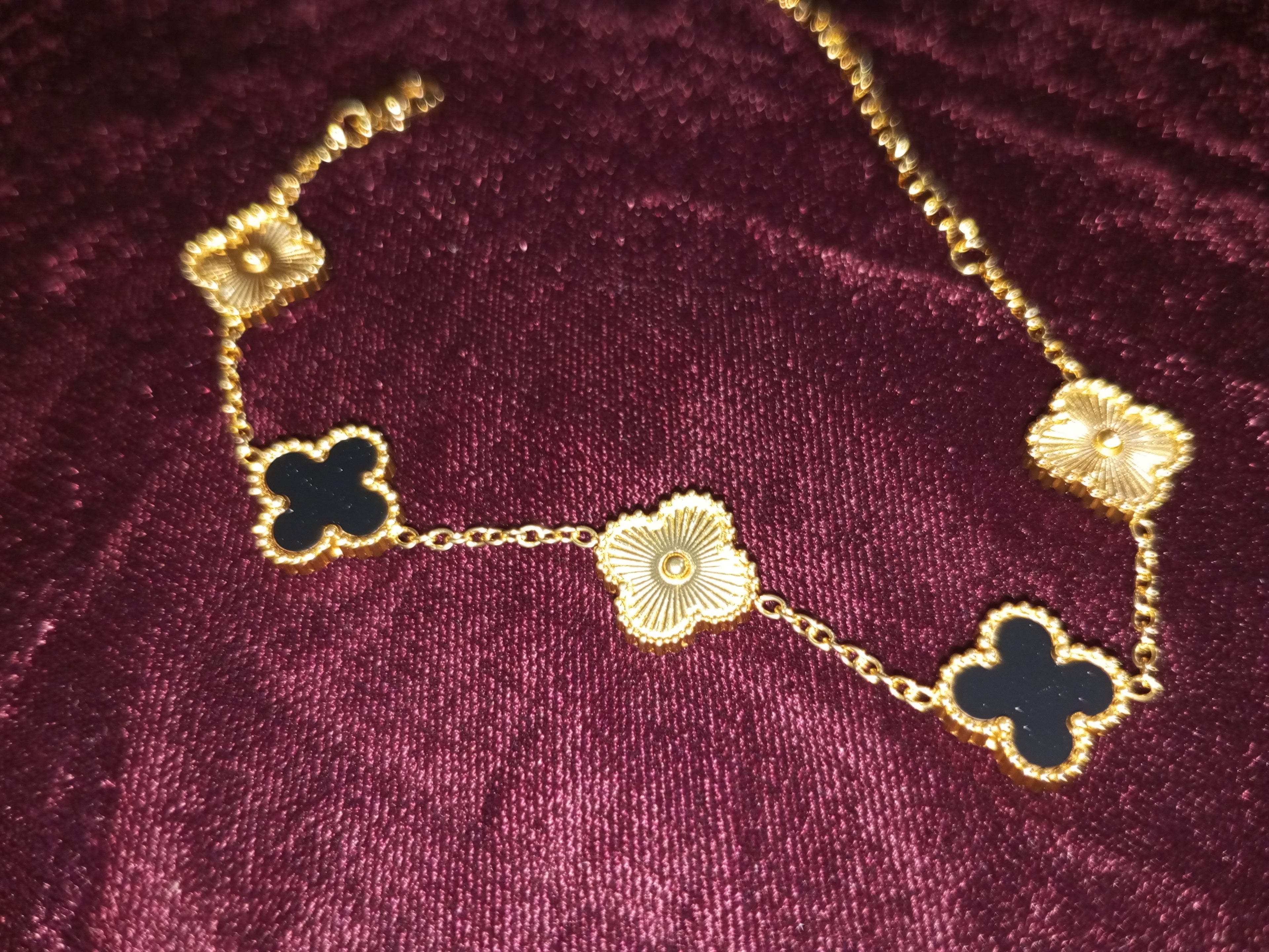 Four leaf clover bracelet